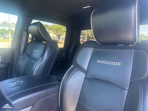 Used 2021 RAM 2500 Laramie AWD/4WD image 2
