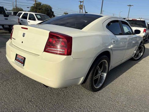 Used 2008 Dodge Charger SE RWD image 6