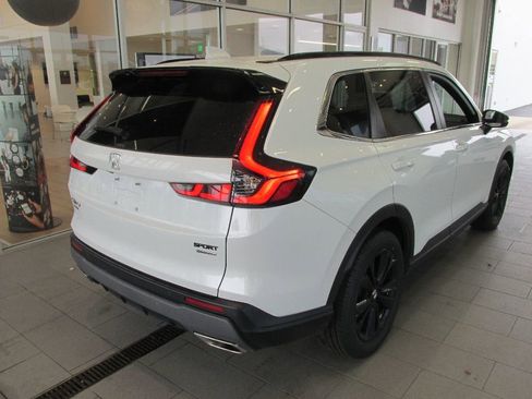 Used 2023 Honda CR-V Sport Touring image 8