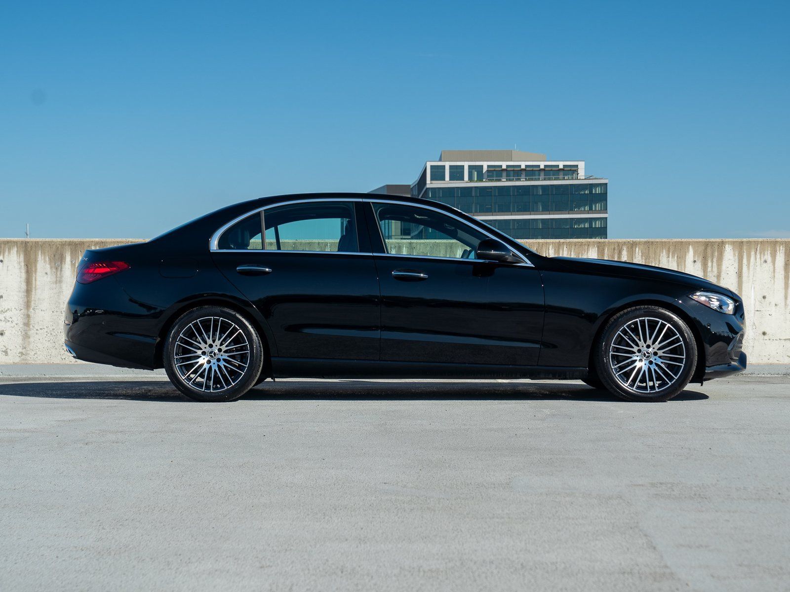 Used 2024 Mercedes-Benz C 300 4MATIC Sedan image 6