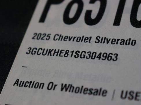 Used 2025 Chevrolet Silverado 1500 ZR2 w/ Technology Package image 45