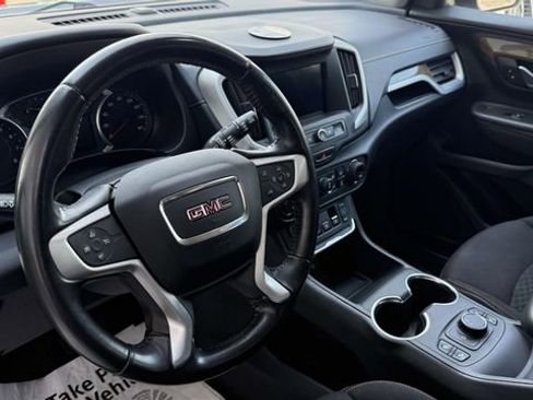 Used 2019 GMC Terrain SLE w/ Driver Convenience Package FWD image 17