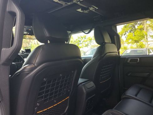 Used 2024 Ford Bronco Badlands AWD/4WD image 17
