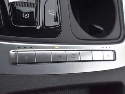 New 2026 Kia Carnival EX image 27