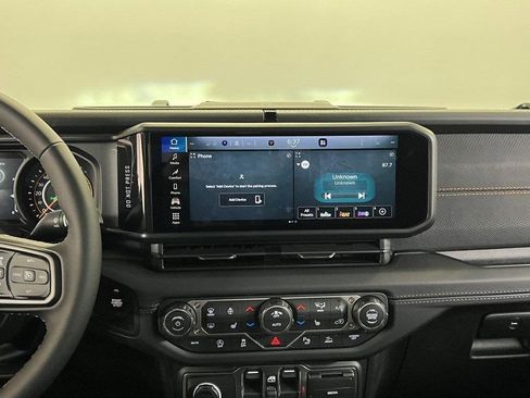 New 2026 Jeep Gladiator Mojave w/ Safety Group image 15