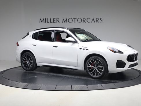 New 2026 Maserati Grecale Modena image 10