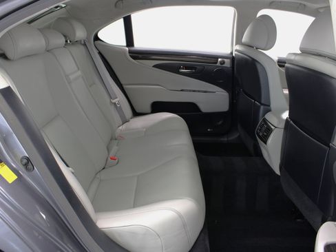 Used 2014 Lexus LS 460 L image 45