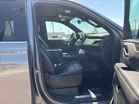 Used 2021 Chevrolet Tahoe Premier AWD/4WD image 37