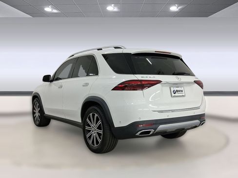 Used 2024 Mercedes-Benz GLE 350 4MATIC image 3