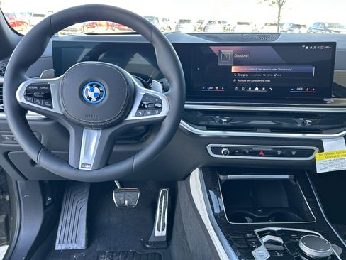 New 2026 BMW X5 xDrive50e w/ M Sport Package image 11