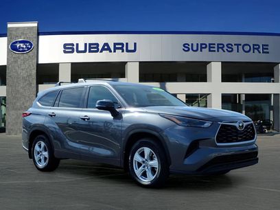 Used 2023 Toyota Highlander L