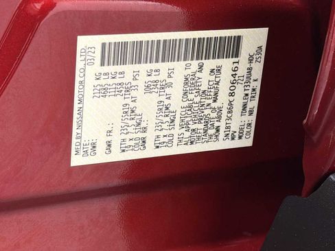 Used 2023 Nissan Rogue SL w/ SL Premium Package image 11