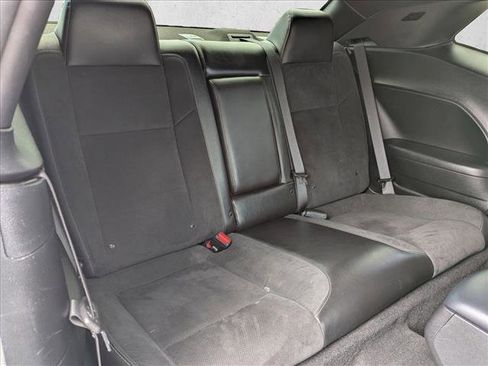 Used 2022 Dodge Challenger R/T Scat Pack w/ Shaker Package image 19