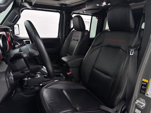 Used 2022 Jeep Wrangler Unlimited Rubicon w/ LED Lighting Group AWD/4WD image 19