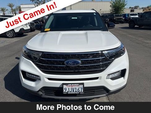 Used 2023 Ford Explorer XLT w/ Equipment Group 202A image 9