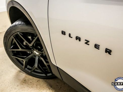Used 2021 Chevrolet Blazer LT image 13