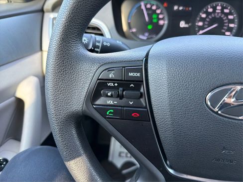 Used 2016 Hyundai Sonata SE FWD image 28