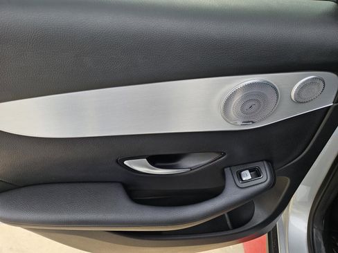 Used 2020 Mercedes-Benz GLC 300 4MATIC image 17