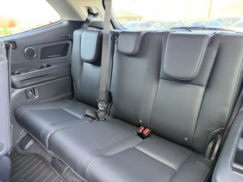 Used 2022 Subaru Ascent Touring image 17