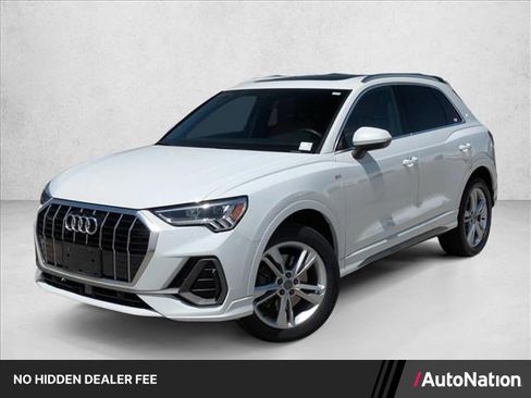 Used 2020 Audi Q3 2.0T Premium Plus w/ Premium Plus Package AWD/4WD image 1