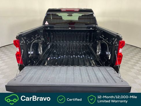 Used 2024 Chevrolet Silverado 1500 LT AWD/4WD image 6