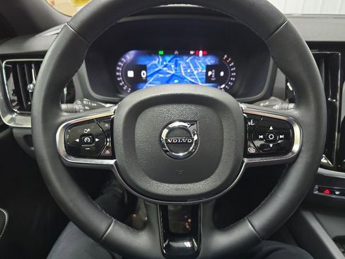 Used 2024 Volvo S60 B5 Plus w/ Climate Package AWD/4WD image 19