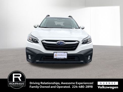 Used 2022 Subaru Outback Premium AWD/4WD image 3