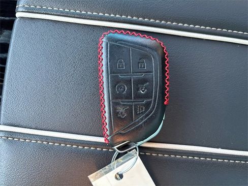 Used 2021 Cadillac Escalade ESV Sport w/ Driver Assist Tech Package image 32