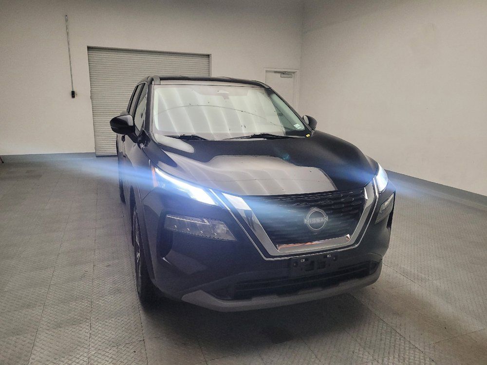 Used 2023 Nissan Rogue SV FWD image 14
