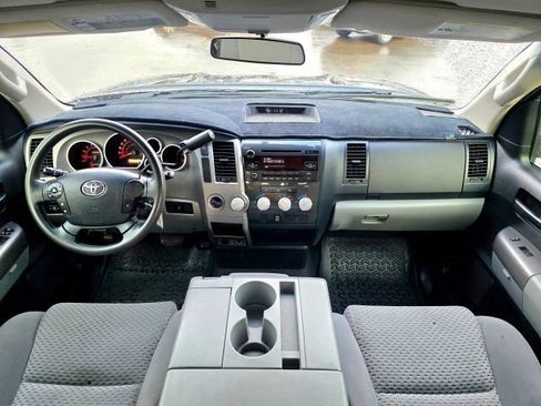Used 2013 Toyota Tundra 4x4 Double Cab image 9