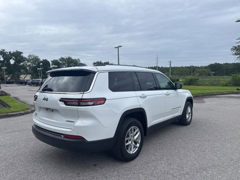 Used 2024 Jeep Grand Cherokee L Laredo AWD/4WD image 7