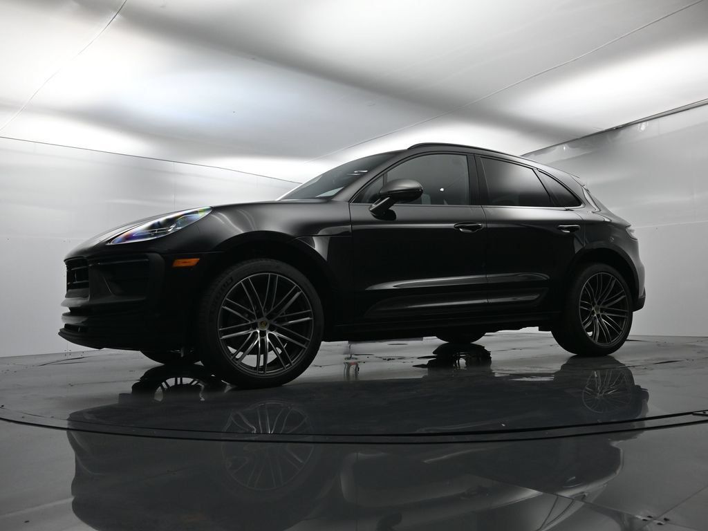 Certified 2026 Porsche Macan Turbo AWD/4WD image 44