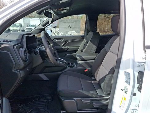 New 2026 Chevrolet Colorado W/T image 6