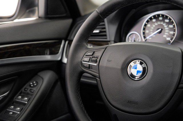 Used 2013 BMW 535i Sedan RWD image 16