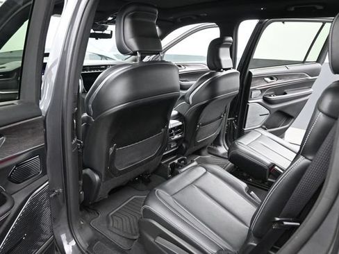 Used 2021 Jeep Grand Cherokee L Overland w/ Luxury Tech Group IV AWD/4WD image 13
