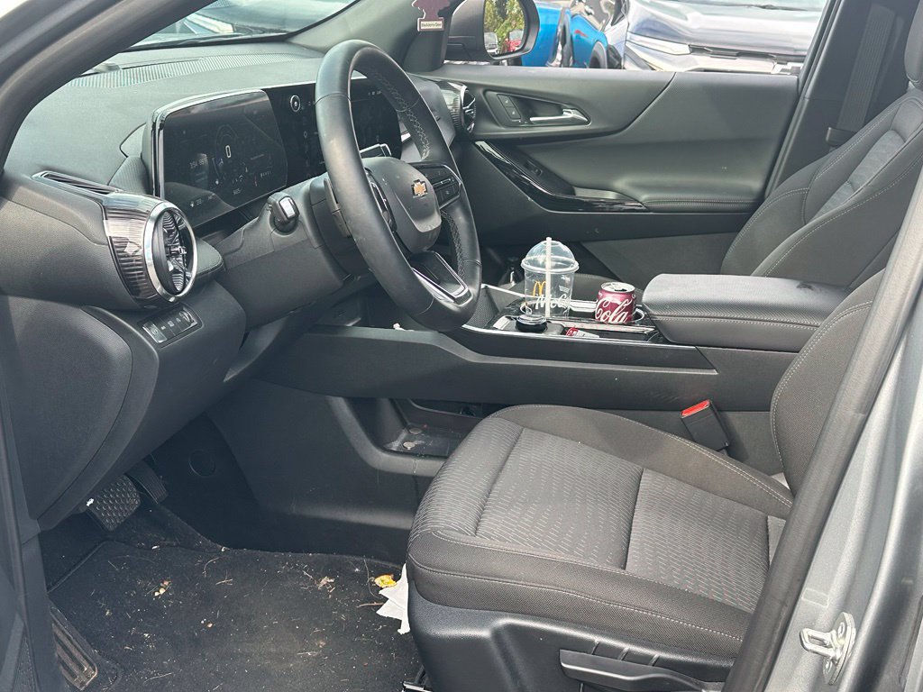 Used 2026 Chevrolet Equinox LT AWD/4WD image 22