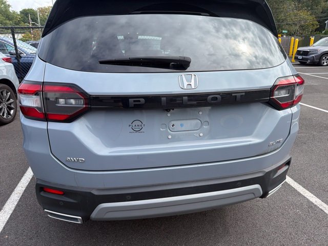 Used 2024 Honda Pilot Elite image 2