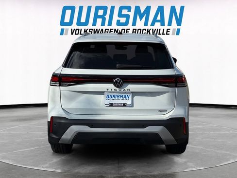 New 2025 Volkswagen Tiguan S image 5
