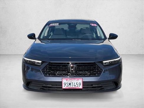 Used 2025 Honda Accord SE image 2
