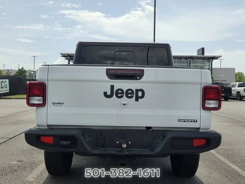 Used 2020 Jeep Gladiator Sport w/ Quick Order Package 24S AWD/4WD image 4