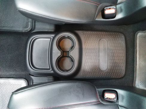 Used 2025 Dodge Durango GT image 12