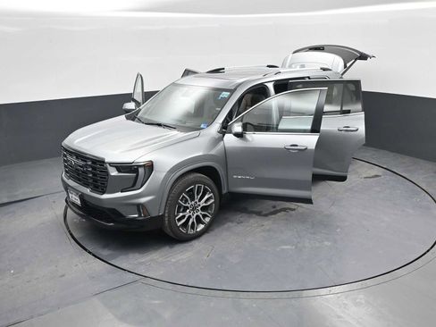 New 2026 GMC Acadia Denali Ultimate w/ LPO, Floor Liner Package image 49