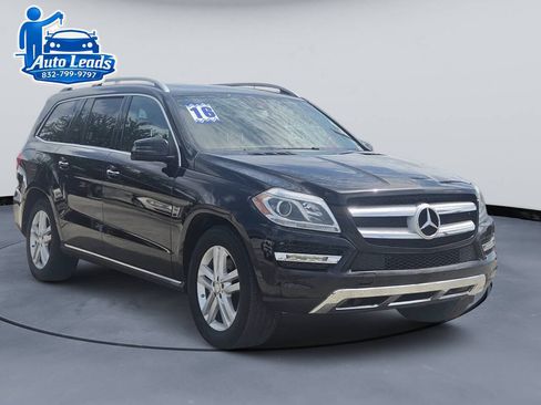 Used 2016 Mercedes-Benz GL 450 4MATIC w/ Premium I Package image 2