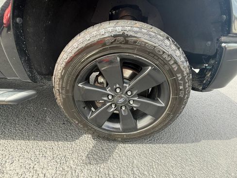 Used 2013 Ford F150 FX4 w/ Luxury Equipment Group AWD/4WD image 17