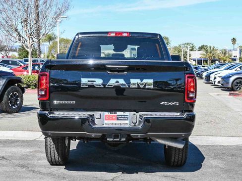 New 2026 RAM 2500 Big Horn AWD/4WD image 4