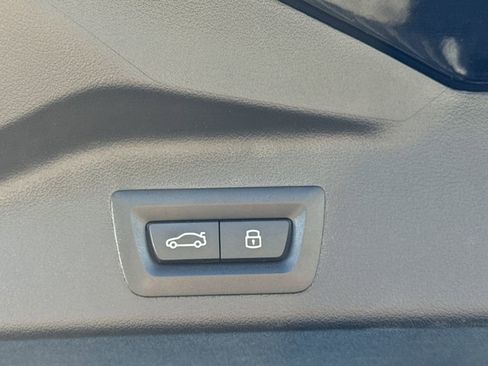 Used 2024 BMW X5 xDrive40i image 16