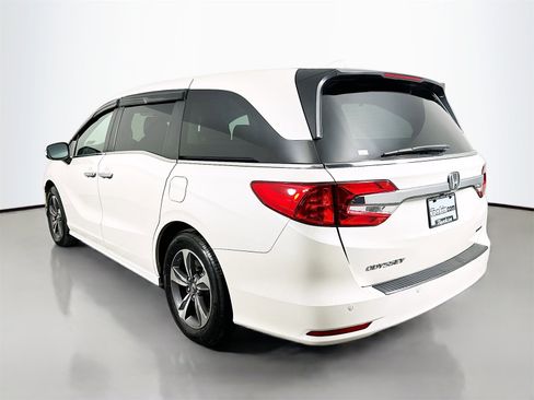 Used 2018 Honda Odyssey Touring image 5