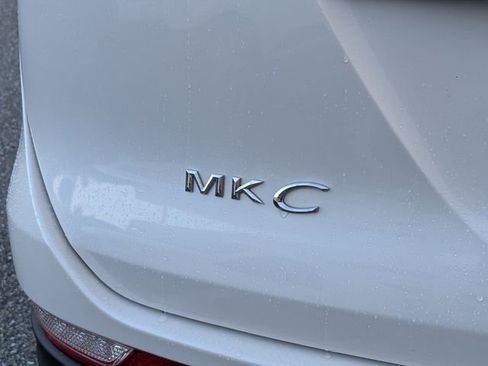 Used 2019 Lincoln MKC Select w/ Select Plus Package FWD image 10