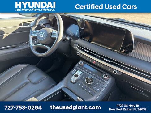 Used 2023 Hyundai Palisade Limited image 7