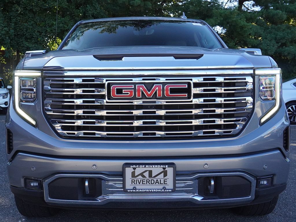 Used 2024 GMC Sierra 1500 Denali AWD/4WD image 15